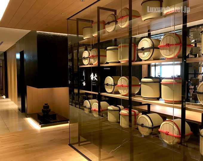 ヒルトン大阪2階にある川梅