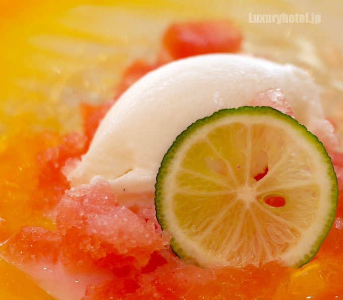 杏仁のアイスクリーム　拡大画像