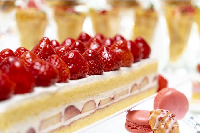 ストロベリーデザートビュッフェ ～美しきいちごの世界～　スイーツメニュー